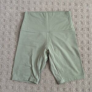 Lululemon Align High Rise Short 8”